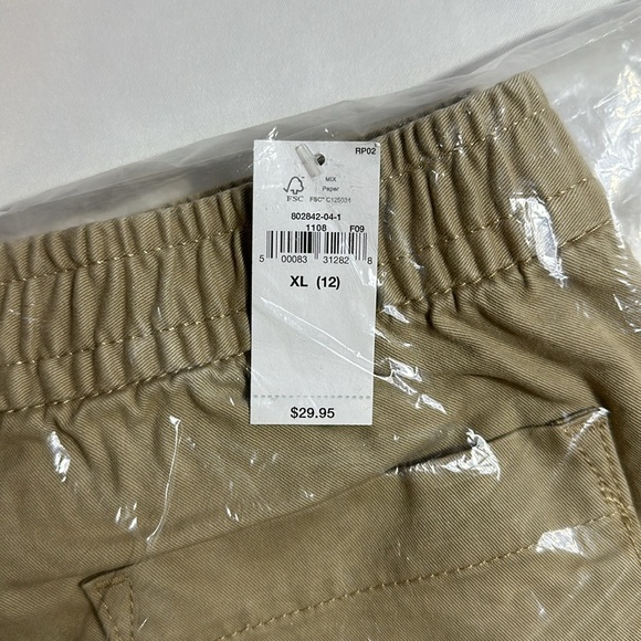 4 pairs of Khaki shorts GAP - Picture 7 of 7
